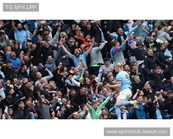 外国球迷追随足球明星的激情故事与感人瞬间集锦